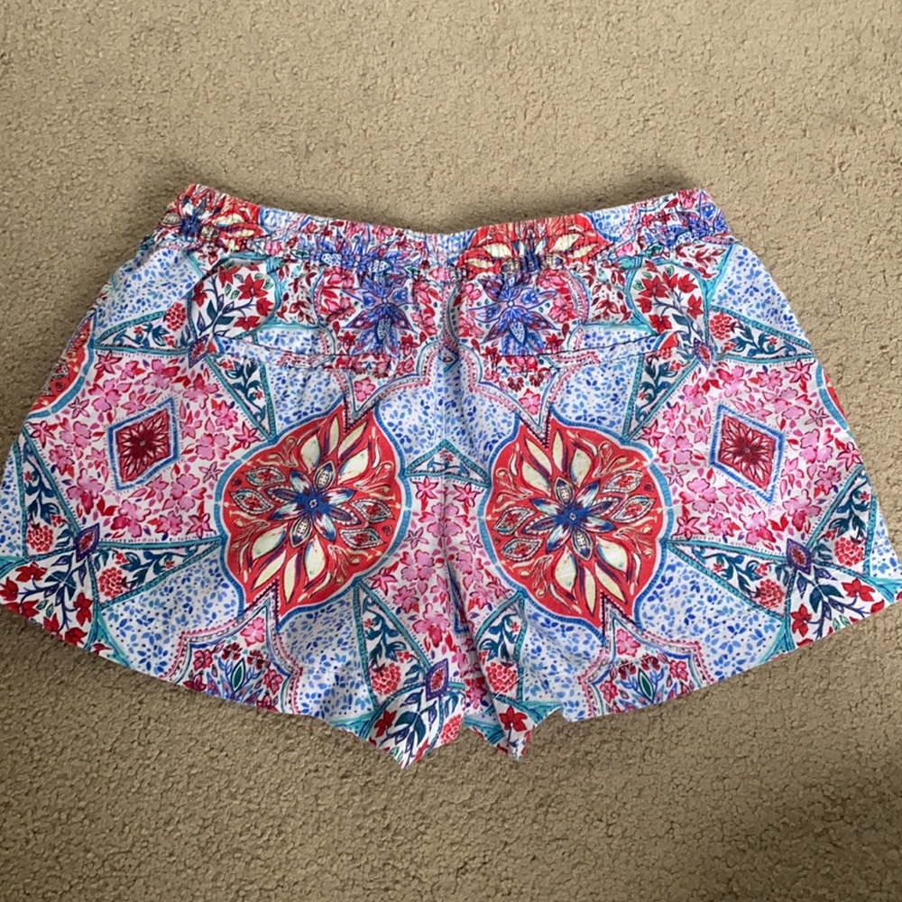 Patterned GAP Shorts - Picture 6 of 6